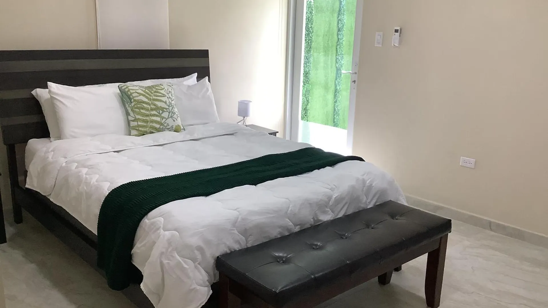 Cozy 1-Bedroom Apartment Minutes Away Drive To Mangel Halto Beach Savaneta Aruba